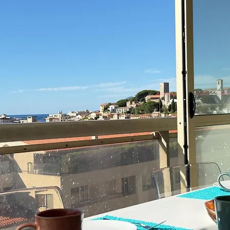 Appartamento Beautiful 2-bedroom - Sea And View