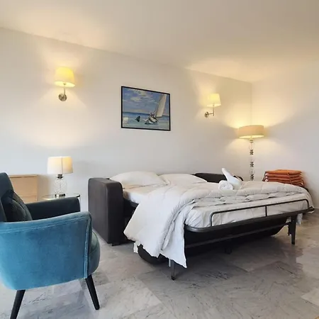 Beautiful 2-bedroom - Sea And View *